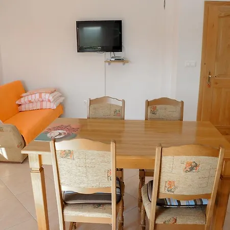 Apartman Visnjic Sukošan