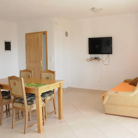 Visnjic Apartman Sukošan