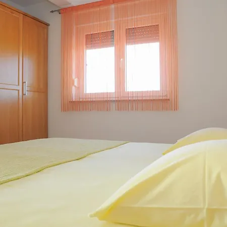 Apartament Visnjic Sukošan